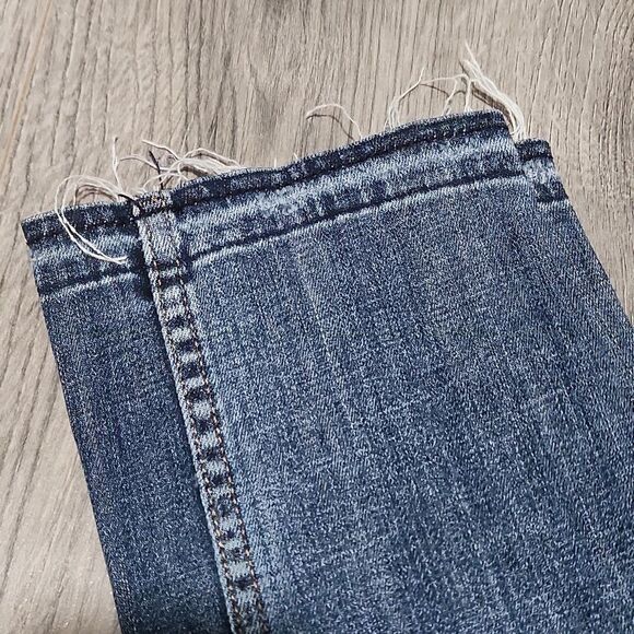 WHBM Curvy Mid Rise Everyday Soft Destructed Slim Jeans - Picture 7 of 14